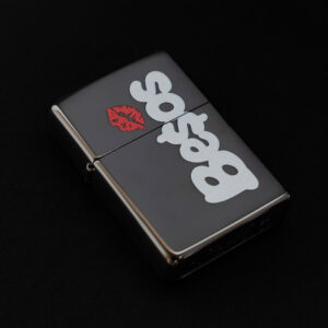 Besos Zippo Lighter